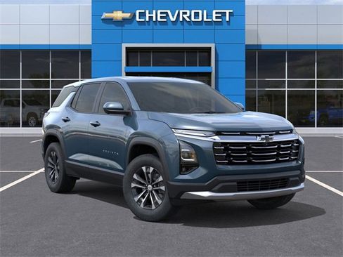 New 2026 Chevrolet Equinox LT w/ Convenience Package II image 7