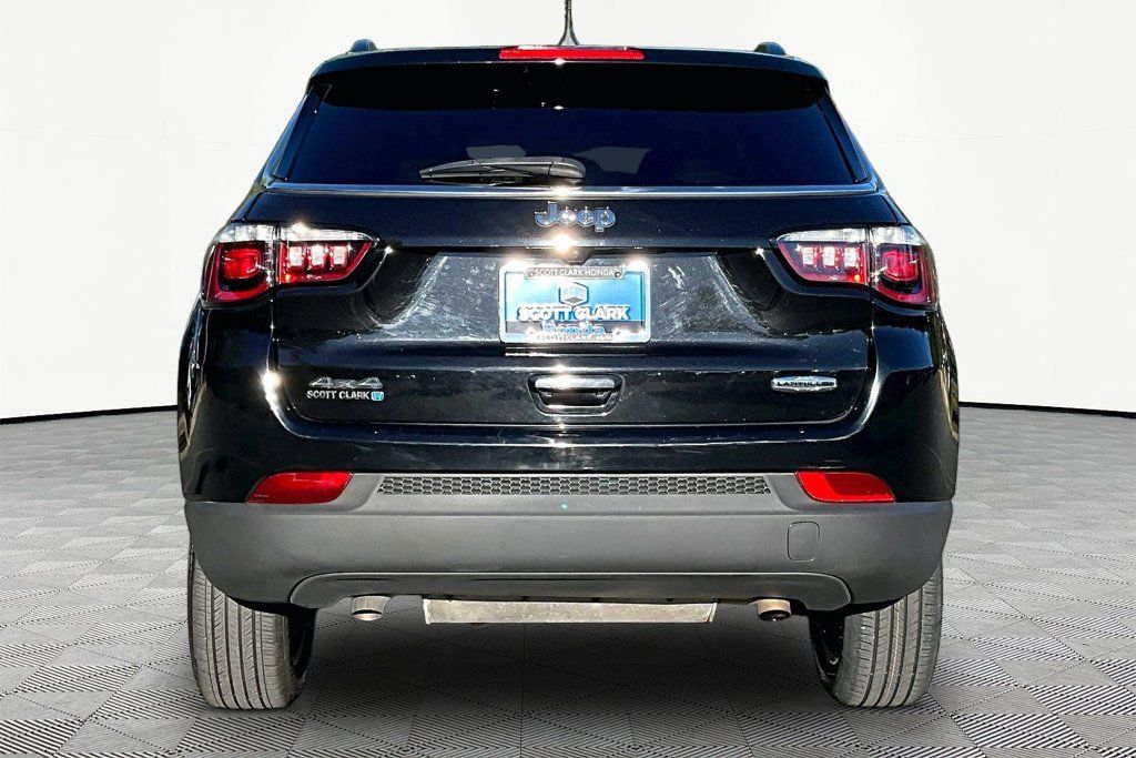 Used 2023 Jeep Compass Latitude AWD/4WD image 7