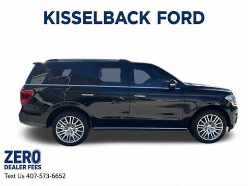 Used 2024 Ford Expedition Limited RWD image 4