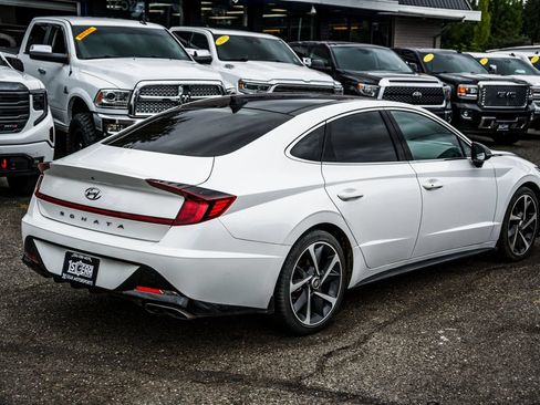 Used 2022 Hyundai Sonata Sport FWD image 11