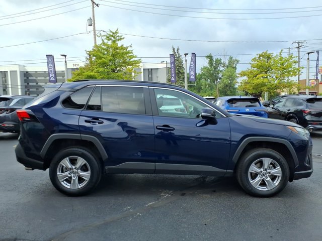 Used 2025 Toyota RAV4 XLE AWD/4WD image 24