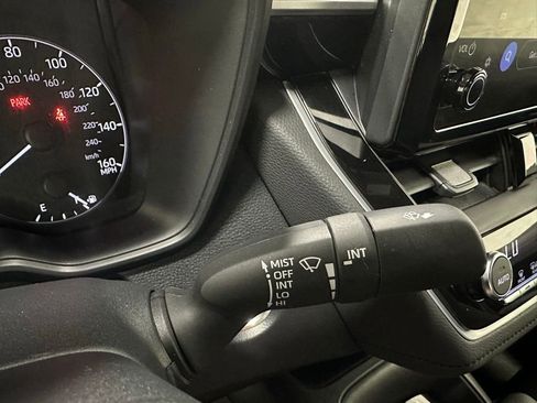 Used 2025 Toyota Corolla SE image 22