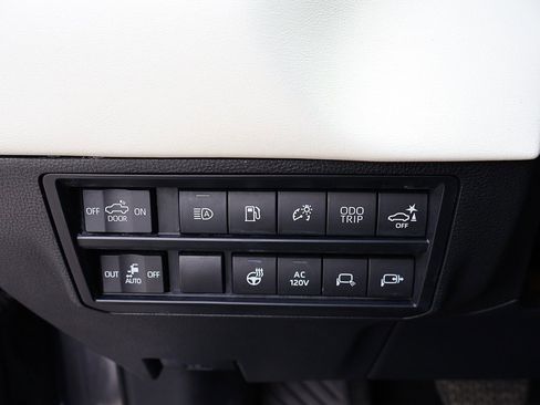 Used 2023 Toyota Tundra Capstone image 45