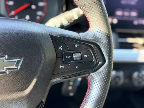 Used 2024 Chevrolet Trax RS w/ Driver Confidence Package FWD image 11