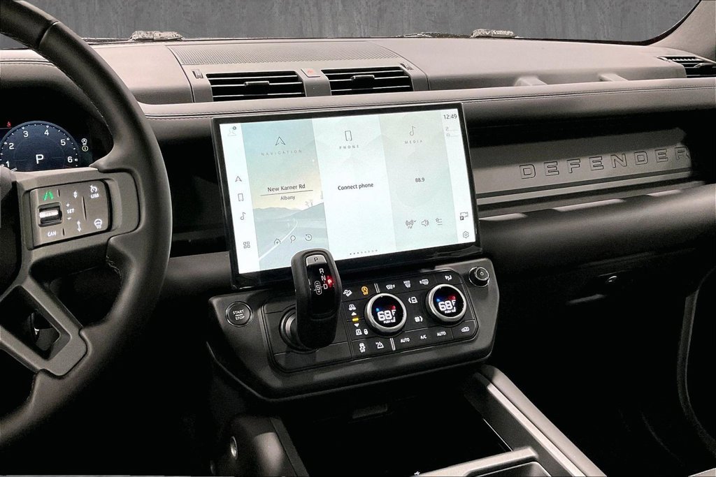 New 2026 Land Rover Defender 110 X-Dynamic SE AWD/4WD image 7