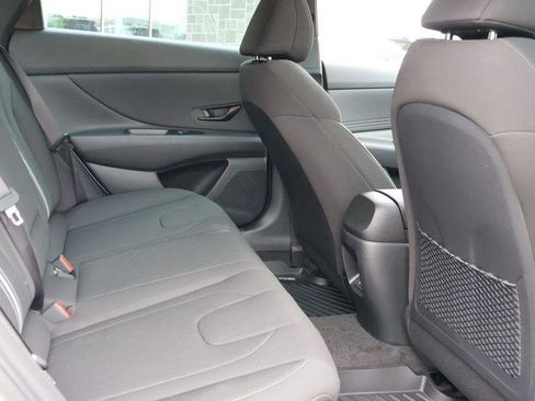 New 2026 Hyundai Elantra SEL Sport FWD image 17
