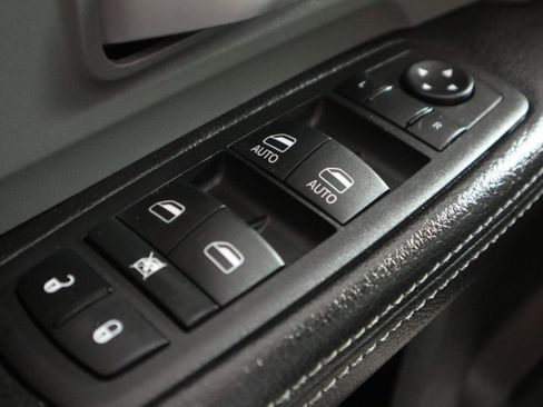 Used 2022 RAM 2500 Big Horn image 31