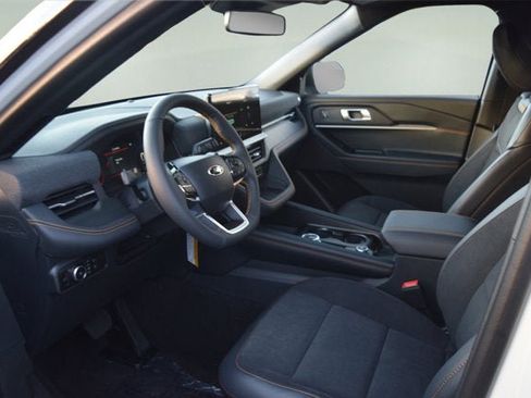 New 2026 Ford Explorer Tremor w/ Tremor Convenience Package image 6