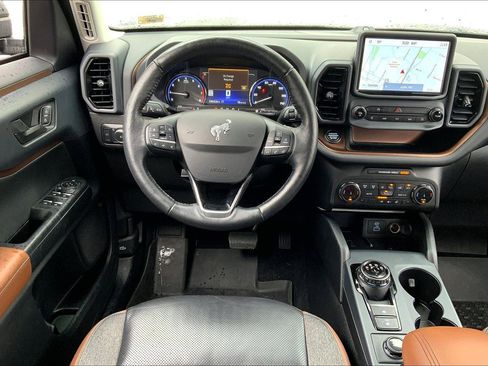 Used 2022 Ford Bronco Sport Outer Banks w/ Tech Package image 5