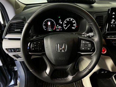 Used 2025 Honda Odyssey EX-L image 9