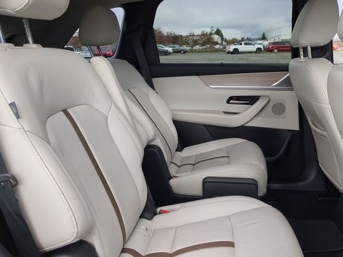 Used 2024 MAZDA CX-90 3.3 Turbo S w/ Premium Package image 7