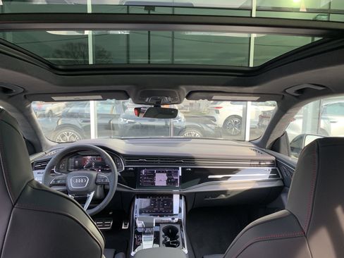 New 2026 Audi SQ8 Prestige image 17
