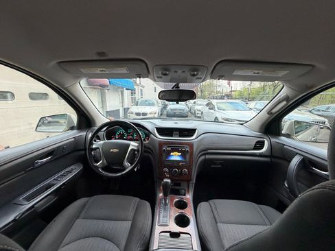 Used 2014 Chevrolet Traverse LT FWD image 39