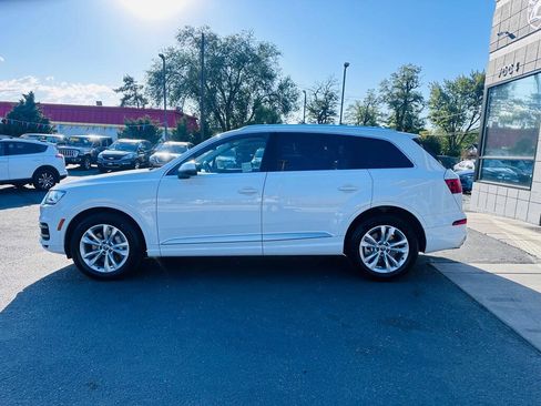 Used 2017 Audi Q7 3.0T Premium Plus w/ Premium Plus Package AWD/4WD image 4