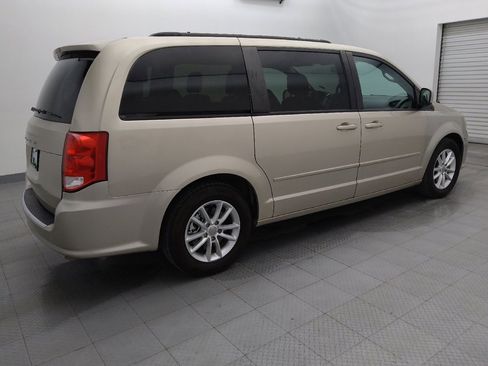 Used 2014 Dodge Grand Caravan SXT image 10