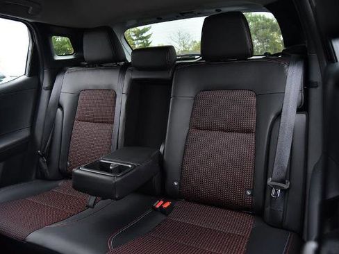 New 2025 Nissan Kicks SR image 25