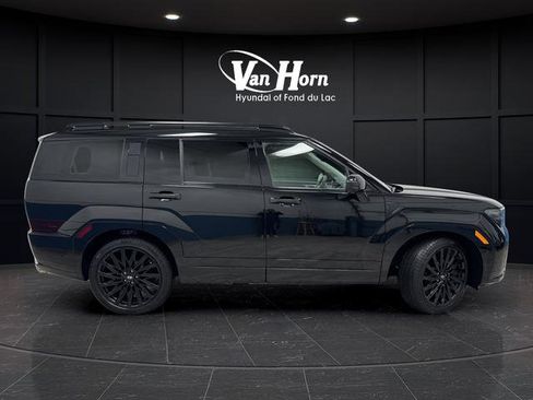 Used 2024 Hyundai Santa Fe Calligraphy image 2