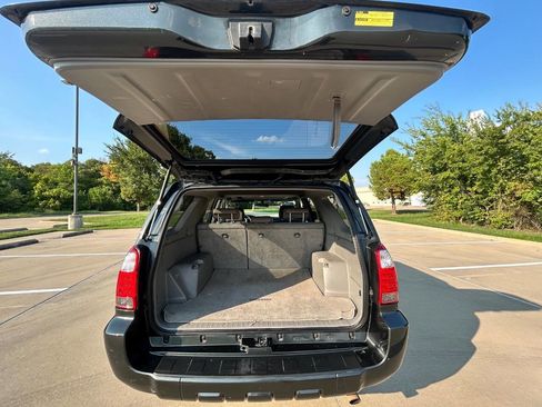 Used 2008 Toyota 4Runner SR5 image 7