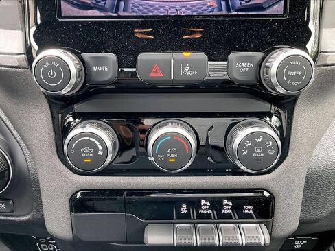 New 2026 RAM 1500 Warlock AWD/4WD image 15