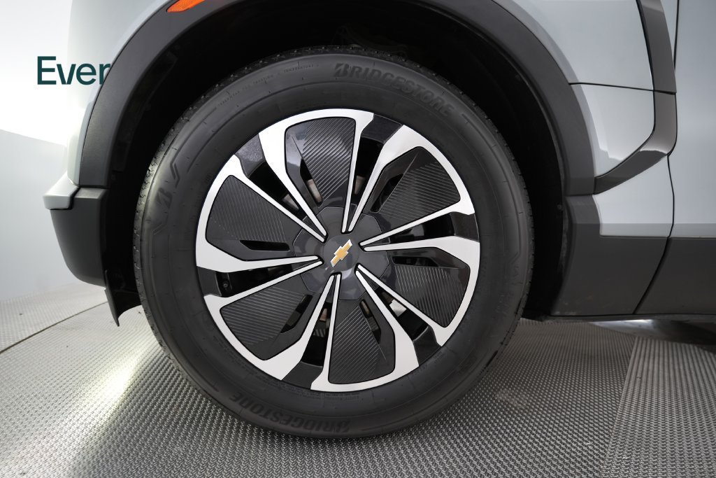 Used 2024 Chevrolet Blazer EV LT AWD/4WD image 19