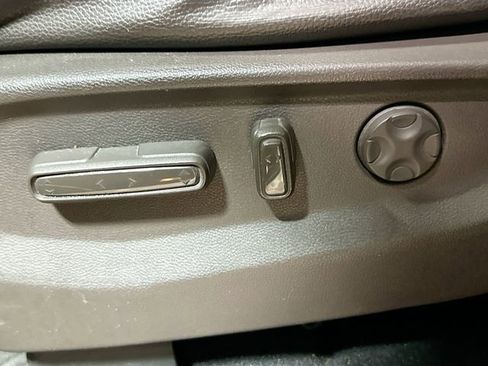 Used 2019 Honda Odyssey EX-L image 18