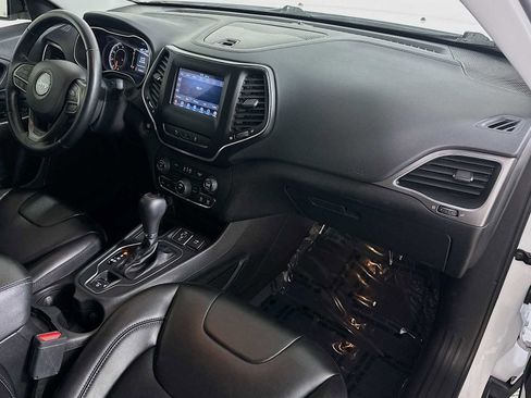 Used 2021 Jeep Cherokee Latitude Plus image 26