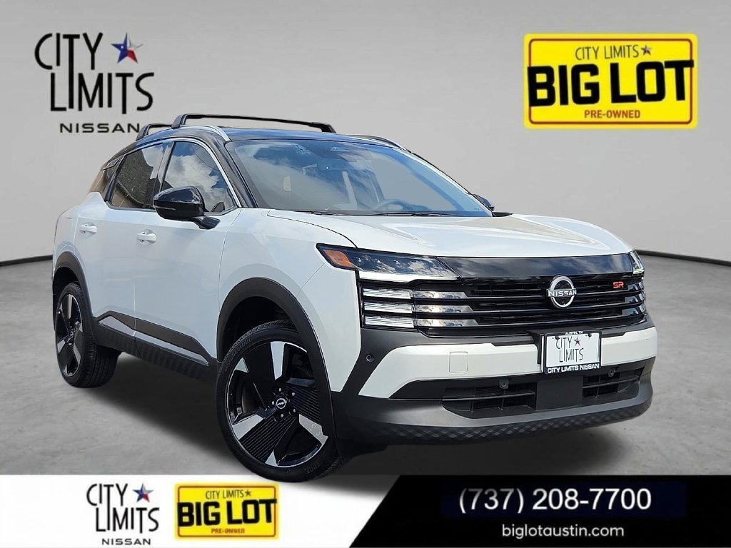 Used 2026 Nissan Kicks SR w/ SR Premium Package FWD image 1