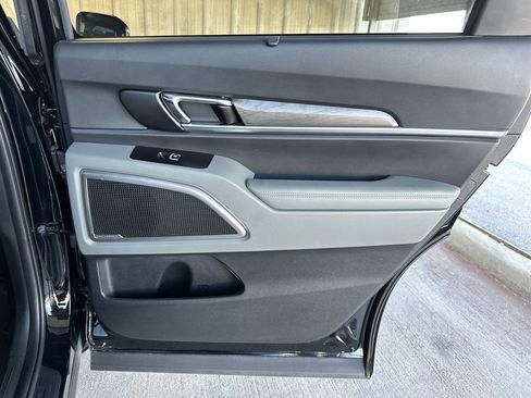 Used 2024 Kia Telluride EX X-Line image 35