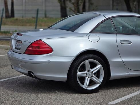 Used 2006 Mercedes-Benz SL 500 image 8