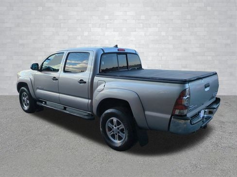 Used 2014 Toyota Tacoma PreRunner image 6