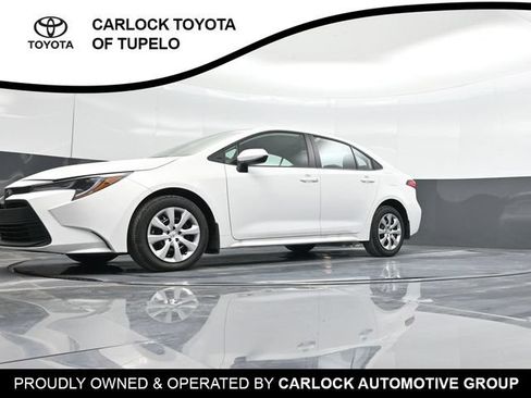 Used 2026 Toyota Corolla LE FWD image 45