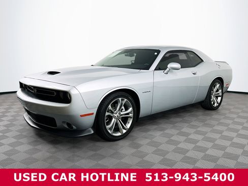 Used 2022 Dodge Challenger R/T image 2