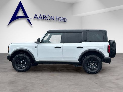 New 2025 Ford Bronco Big Bend w/ Black Diamond Package image 2