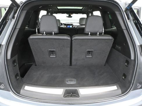 Used 2024 Cadillac XT6 Sport image 46