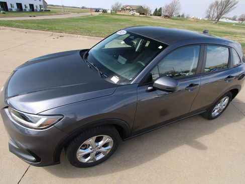 Used 2023 Honda HR-V LX image 17