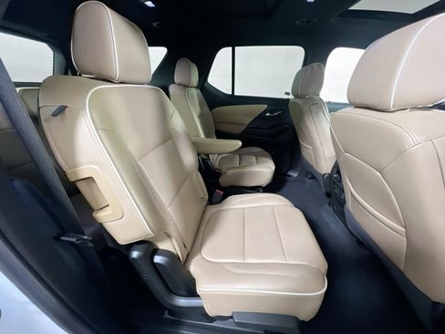 Used 2023 Chevrolet Traverse Premier w/ LPO, Floor Liner Package AWD/4WD image 29