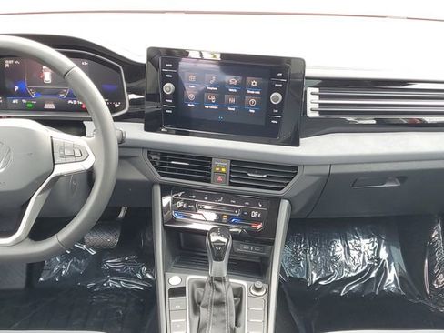 New 2025 Volkswagen Jetta SE image 26