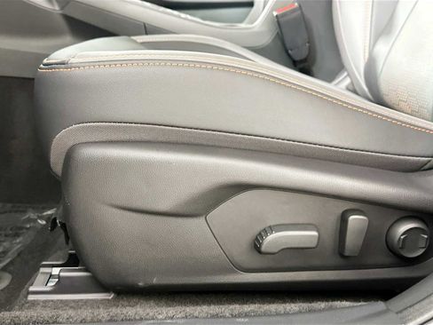 Certified 2025 Subaru Crosstrek 2.5i Limited w/ Popular Package #3A image 17