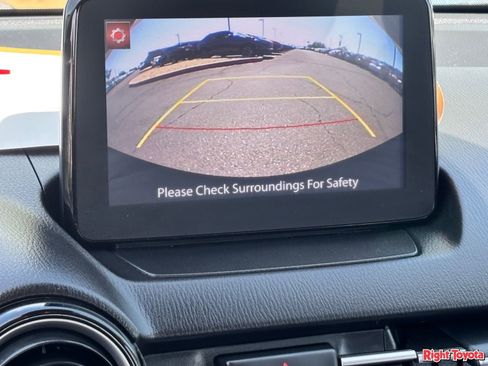 Certified 2020 Toyota Yaris LE FWD image 28