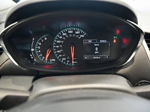 Used 2022 Chevrolet Trax LT w/ Sport Edition image 25