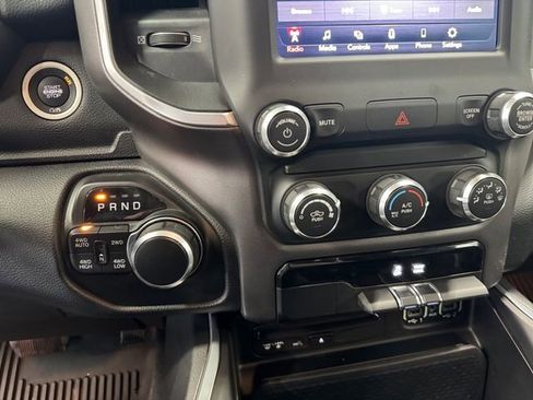 Used 2019 RAM 1500 Big Horn image 3