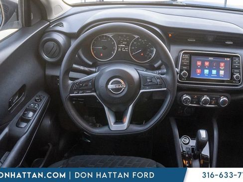 Used 2022 Nissan Kicks S FWD image 5