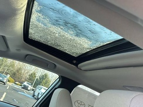 New 2026 Toyota Corolla Cross LE w/ Moonroof Package image 9