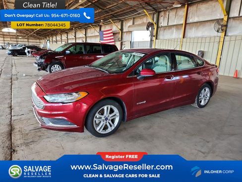 Used 2018 Ford Fusion SE image 1