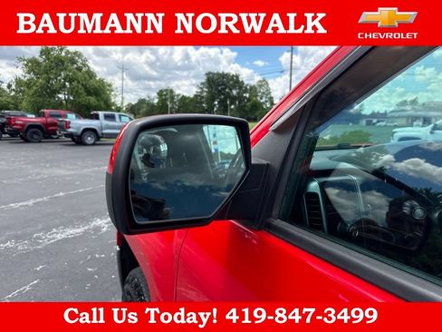 Used 2018 Chevrolet Silverado 1500 LT w/ All Star Edition AWD/4WD image 30