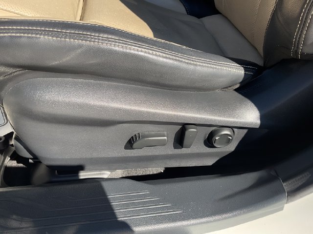 Used 2020 Subaru Outback Limited AWD/4WD image 12