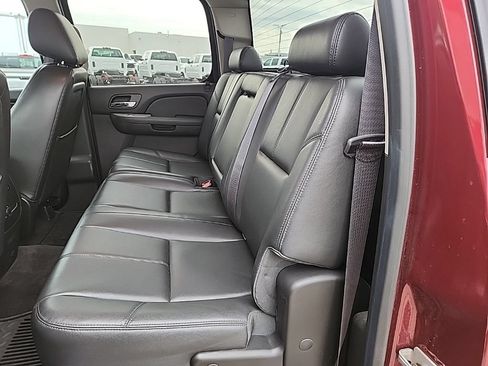 Certified 2014 Chevrolet Silverado 2500 LTZ w/ LTZ Plus Package AWD/4WD image 30
