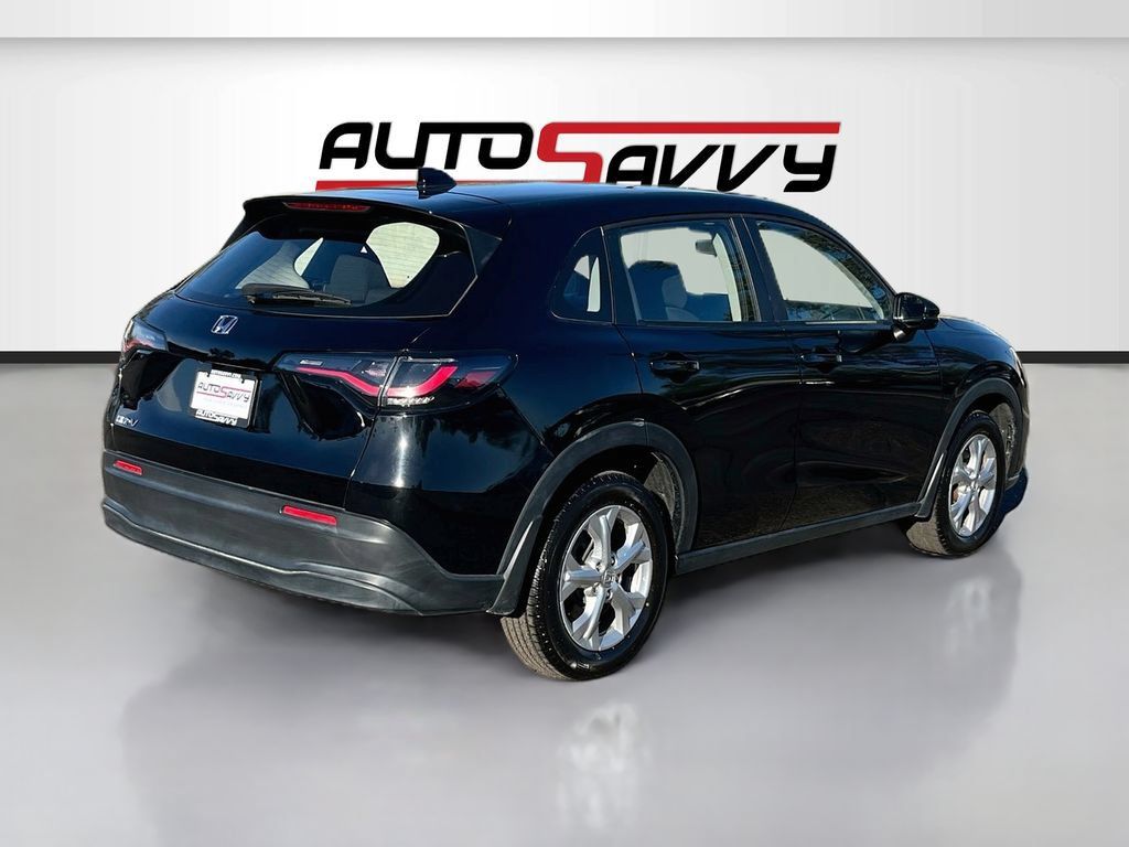 Used 2024 Honda HR-V LX image 7