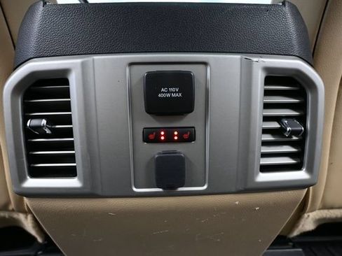 Used 2015 Ford F150 Lariat w/ Equipment Group 502A Luxury AWD/4WD image 40