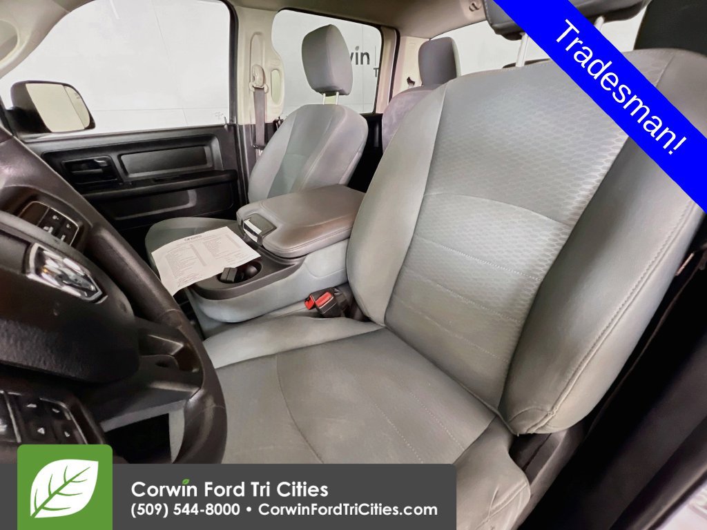 Used 2018 RAM 2500 Tradesman w/ Chrome Appearance Group AWD/4WD image 23